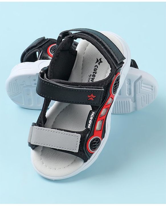 Cute Walk by Babyhug Sandals with Velcro Closure - Black