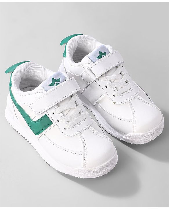 Cute Walk by Babyhug Sneaker with Lace Up Closure - Green