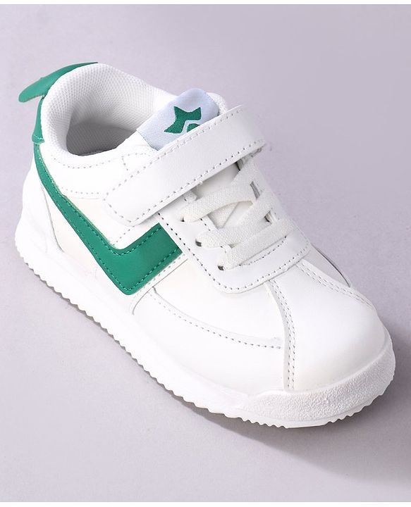 Cute Walk by Babyhug Sneaker with Lace Up Closure - Green
