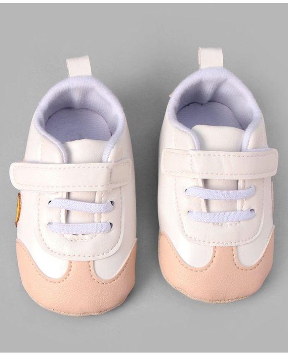 Cute Walk by Babyhug Colour Blocked Velcro Closure Booties With Text Embroidery - Pink