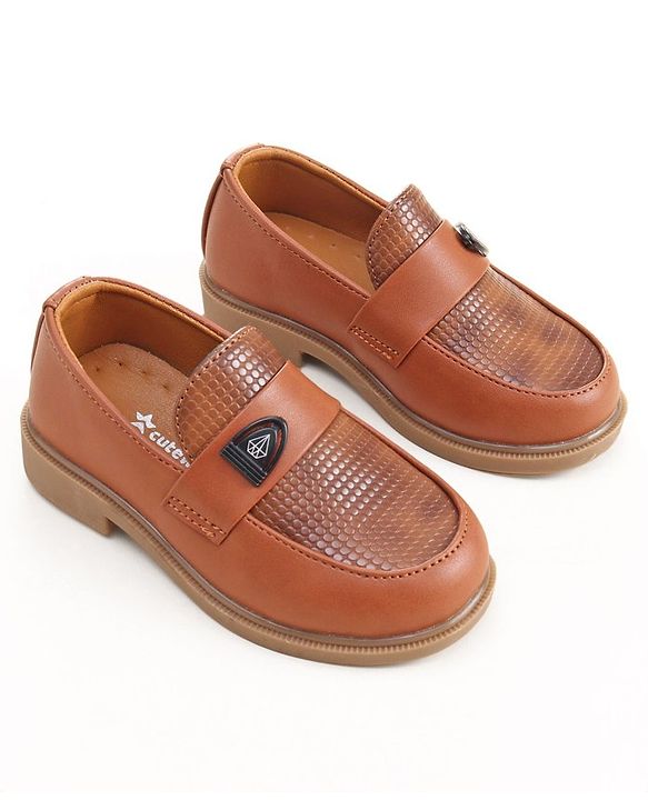 Cute Walk by Babyhug Slip On Loafer Shoes - Brown