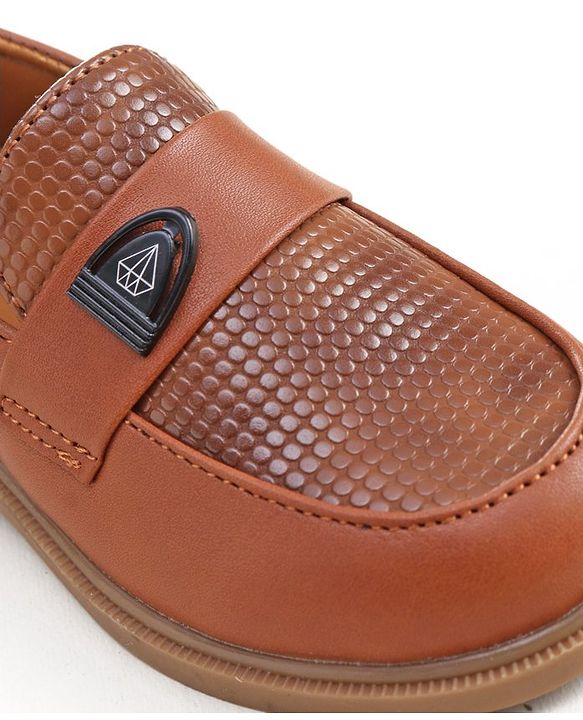 Cute Walk by Babyhug Slip On Loafer Shoes - Brown