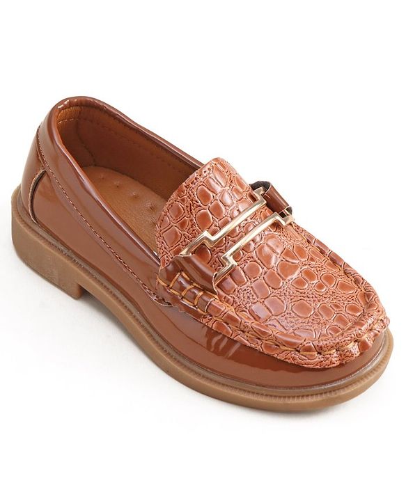 Cute Walk by Babyhug Slip On Loafer Shoes With Textured Design - Brown