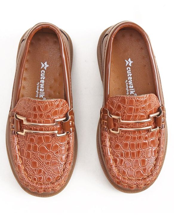 Cute Walk by Babyhug Slip On Loafer Shoes With Textured Design - Brown