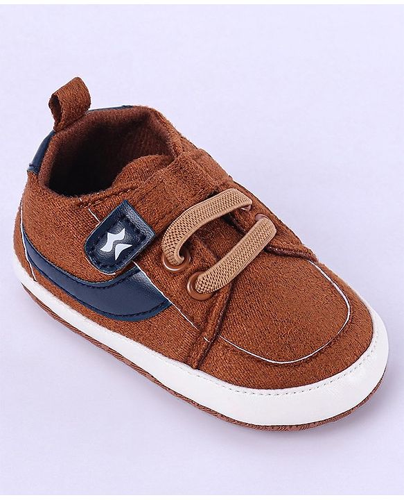 Cute Walk by Babyhug Velcro Closure Booties - Brown