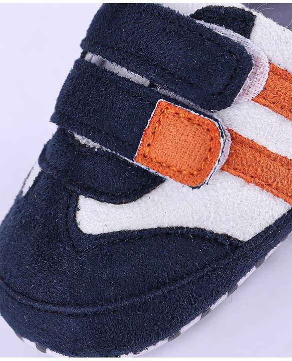 Cute Walk by Babyhug Colour Block Velcro Closure Booties - Grey