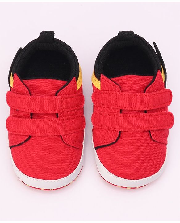 Cute Walk by Babyhug Booties Velcro Closure - Red