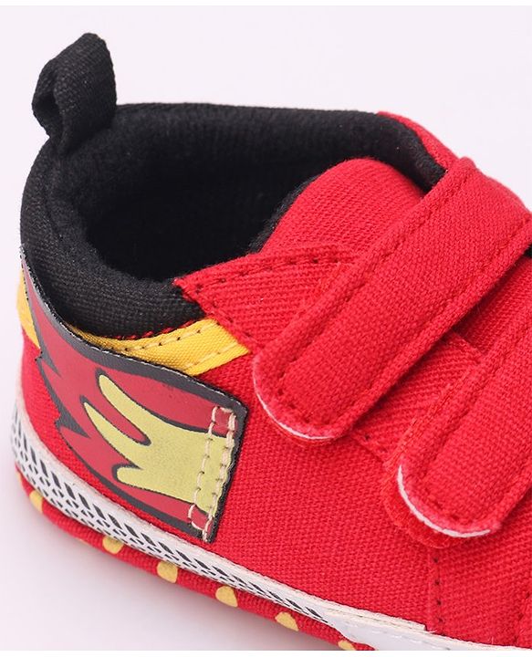 Cute Walk by Babyhug Booties Velcro Closure - Red