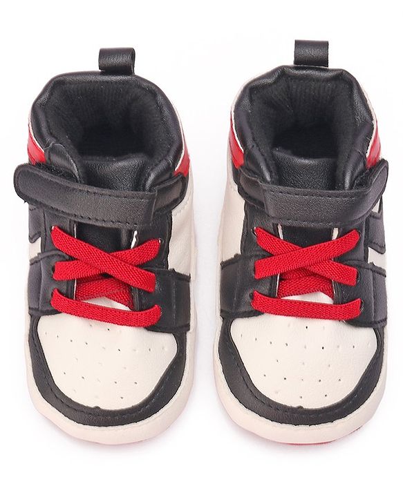 Cute Walk by Babyhug Booties with Velcro Closure -  Red