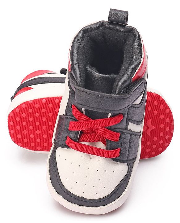 Cute Walk by Babyhug Booties with Velcro Closure -  Red