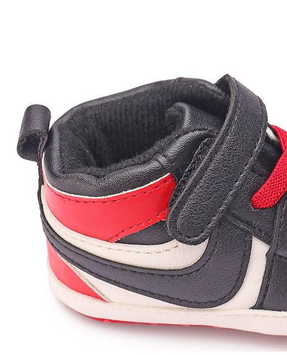 Cute Walk by Babyhug Booties with Velcro Closure -  Red