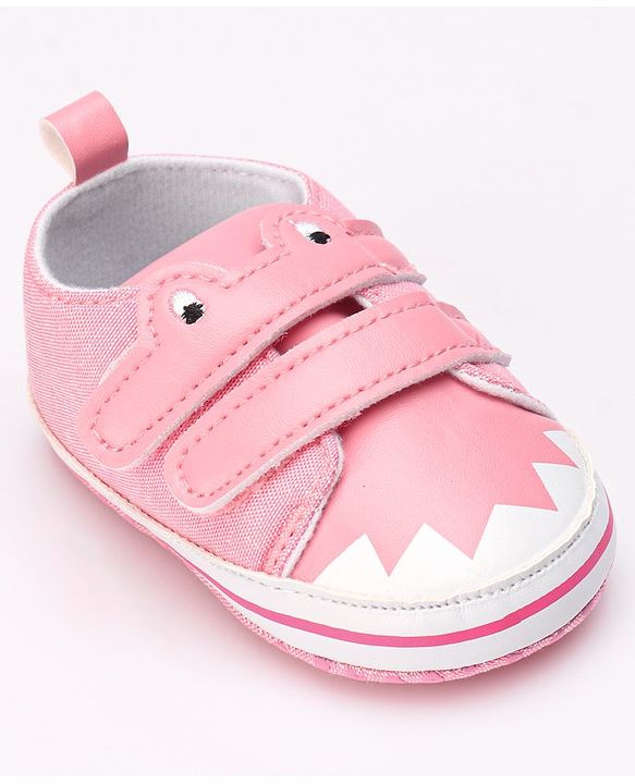 Cute Walk by Babyhug Booties with  Velcro Closure - Pink