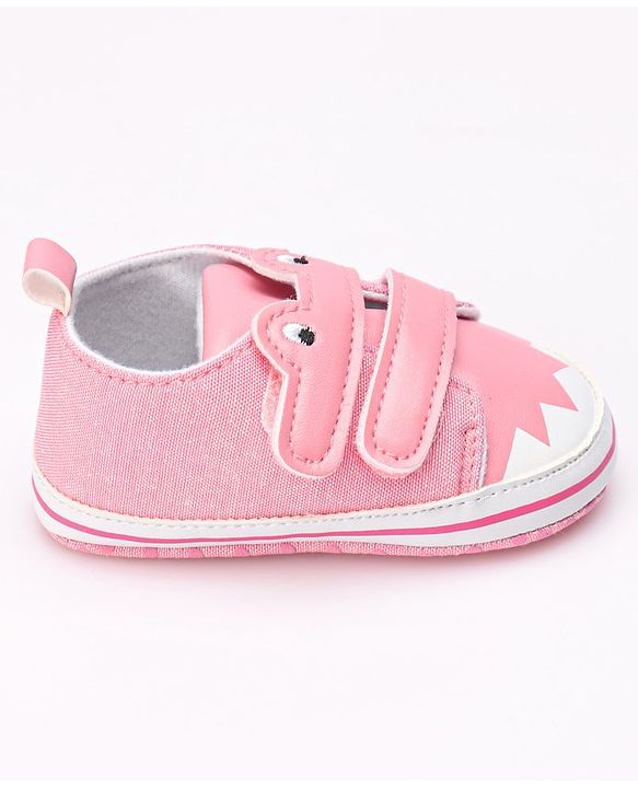 Cute Walk by Babyhug Booties with  Velcro Closure - Pink