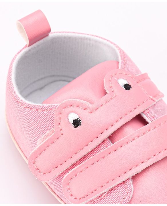 Cute Walk by Babyhug Booties with  Velcro Closure - Pink