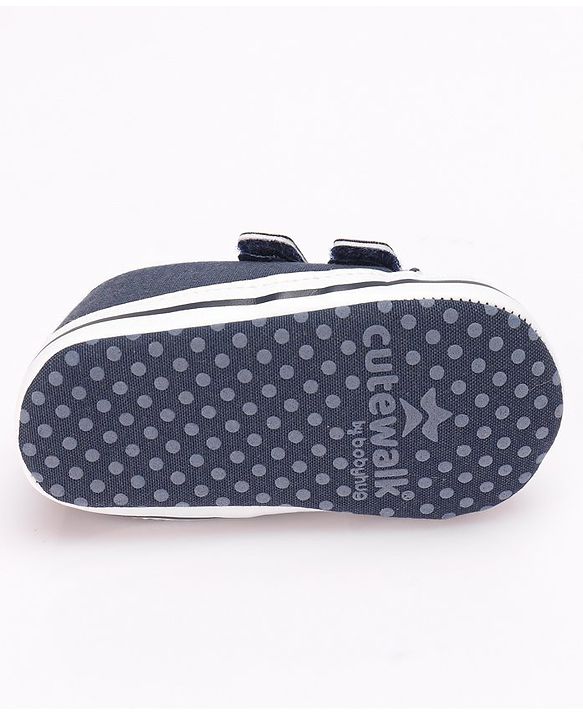 Cute Walk by Babyhug Booties with  Velcro Closure - Pink