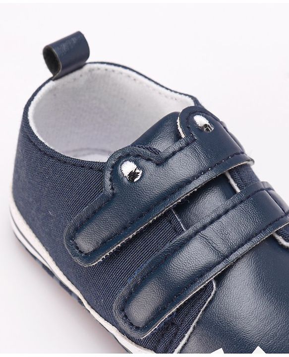 Cute Walk by Babyhug Booties with  Velcro Closure - Pink