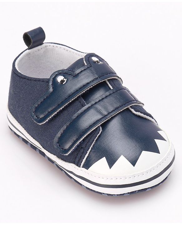 Cute Walk by Babyhug Booties with  Velcro Closure - Pink