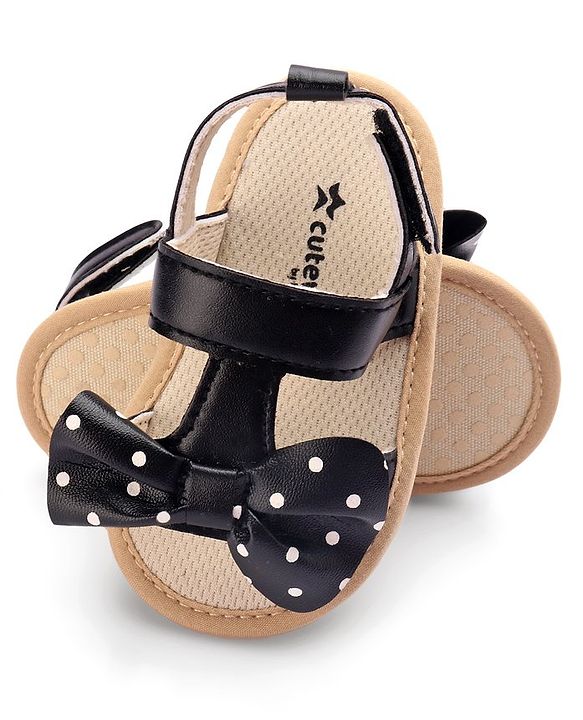 Cute Walk by Babyhug Velcro Closure Booties Bow Applique - Black