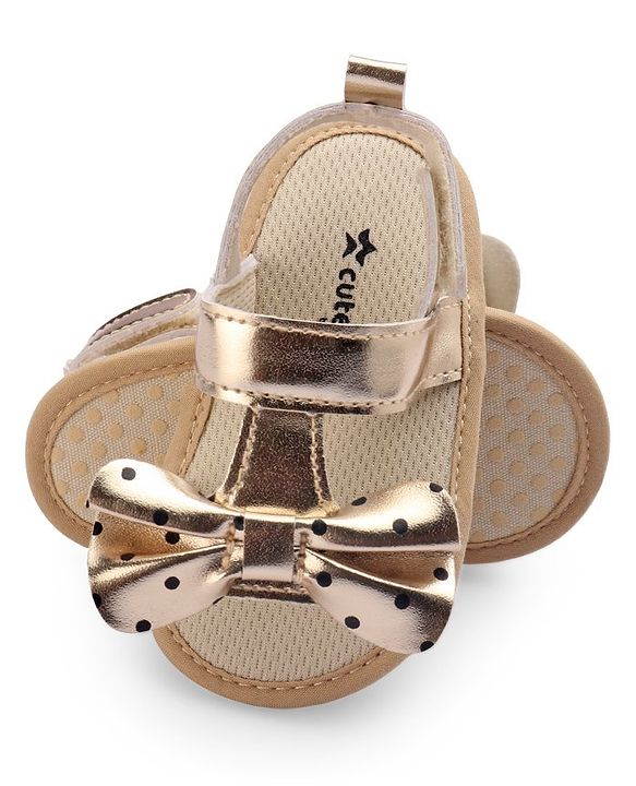 Cute Walk by Babyhug Velcro Closure Booties Bow Applique - Black