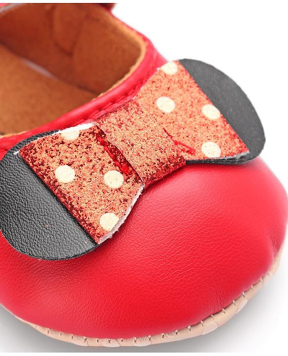 Cute Walk by Babyhug Velcro Closure Booties Bow Applique - Black