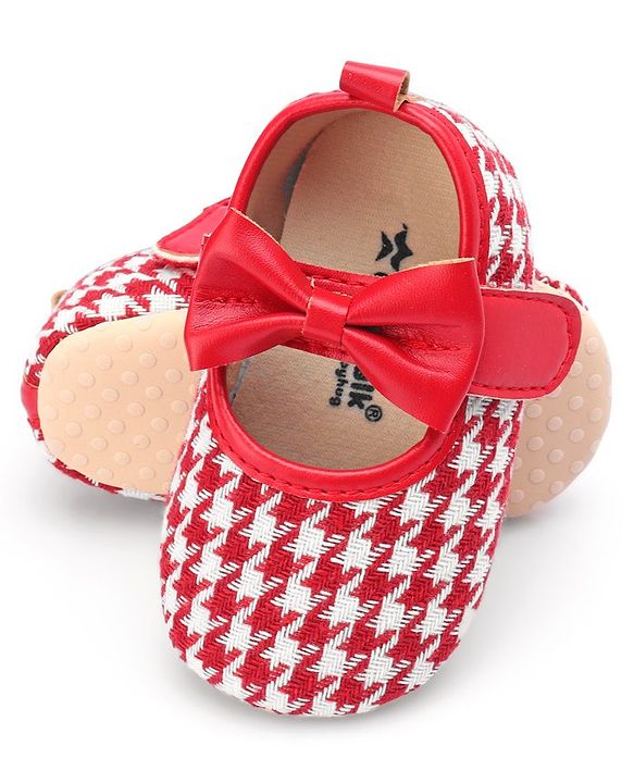 Cute Walk by Babyhug Velcro Closure Booties Bow Applique - Red
