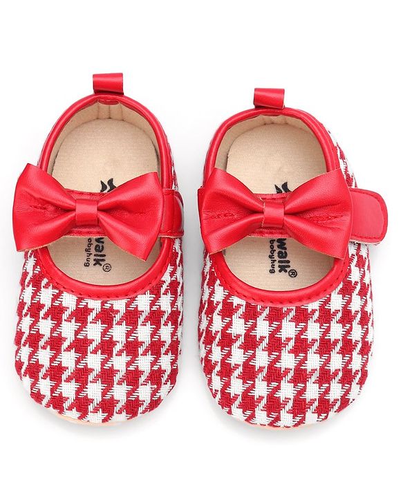 Cute Walk by Babyhug Velcro Closure Booties Bow Applique - Red