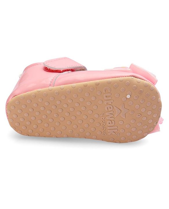 Cute Walk by Babyhug Velcro Closure Booties Bow Applique - Pink