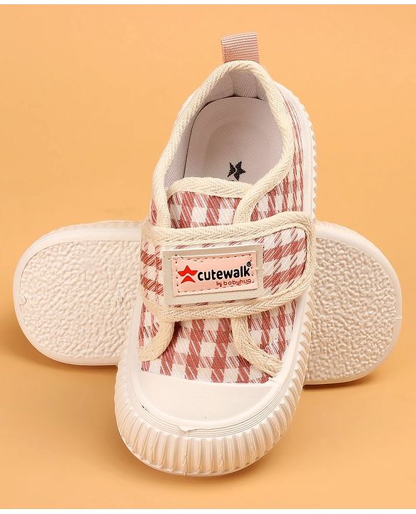 Cute Walk By Babyhug Checkered Slip On Casual Shoes With Velcro Closure - Pink