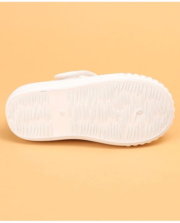 Cute Walk by Babyhug Casual Printed Shoes with Velcro Closure - White