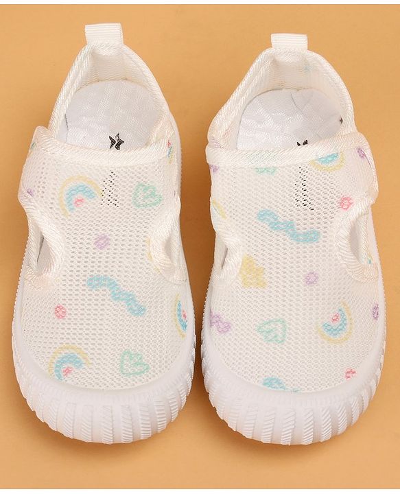 Cute Walk by Babyhug Casual Printed Shoes with Velcro Closure - White
