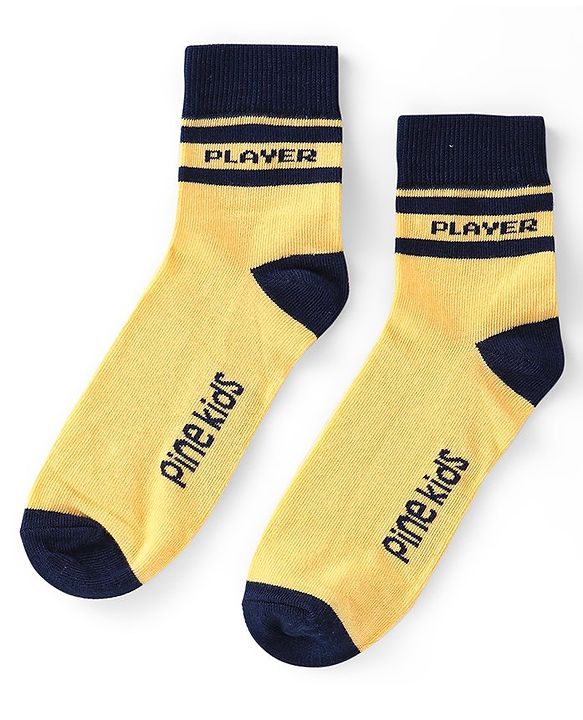 Pine Kids Knitted Silvadur Antimicrobial Ankle Length Text Design Socks Pack of 3 ( Color May Vary  )