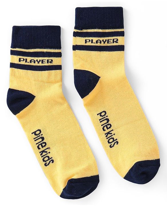 Pine Kids Knitted Silvadur Antimicrobial Ankle Length Text Design Socks Pack of 3 ( Color May Vary  )
