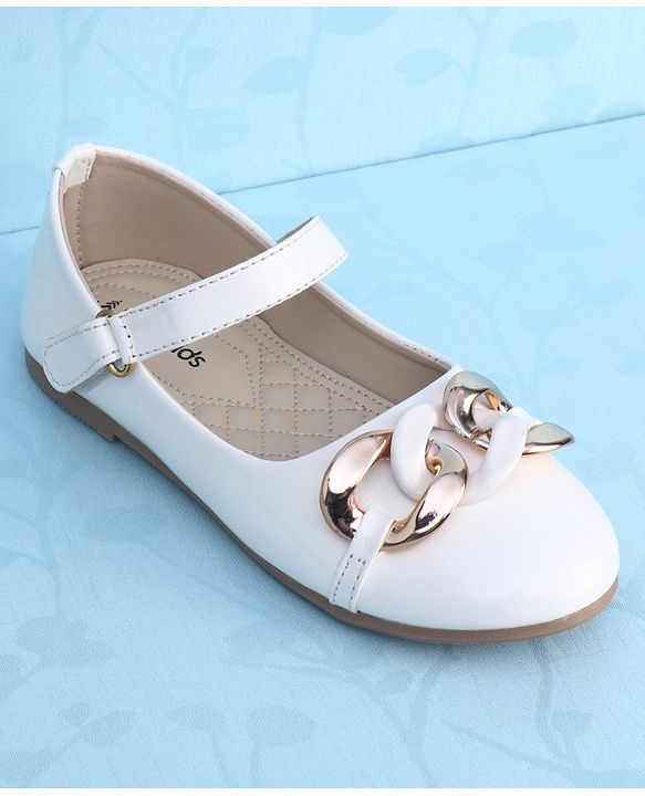 Pine Kids Ballerinas With Velcro Closure & Chain Applique - White