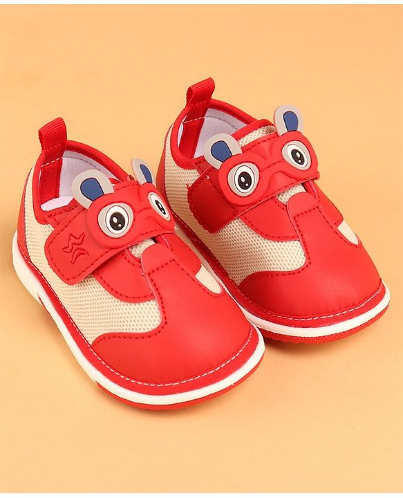 Cute Walk by Babyhug Casual Shoes with Velcro Closure & Applique - Red