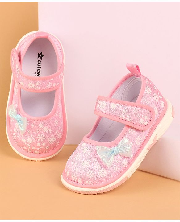 Cute Walk by Babyhug Casual Shoes With Velcro Closure & Bow Applique - Pink (Flower Colour May Vary)