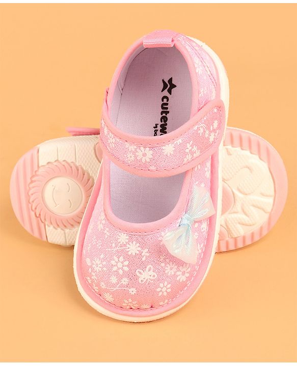 Cute Walk by Babyhug Casual Shoes With Velcro Closure & Bow Applique - Pink (Flower Colour May Vary)