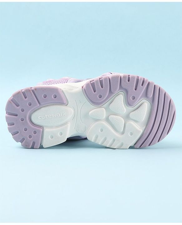 Cute Walk by Babyhug Casual Sandals with Velcro Closure & Heart Applique - Fuschia