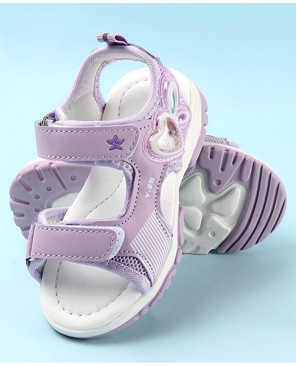 Cute Walk by Babyhug Casual Sandals with Velcro Closure & Heart Applique - Fuschia