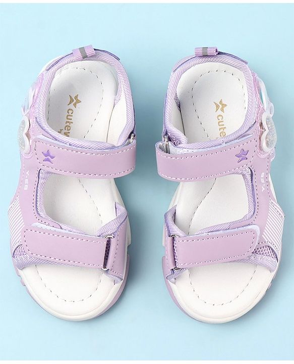 Cute Walk by Babyhug Casual Sandals with Velcro Closure & Heart Applique - Fuschia
