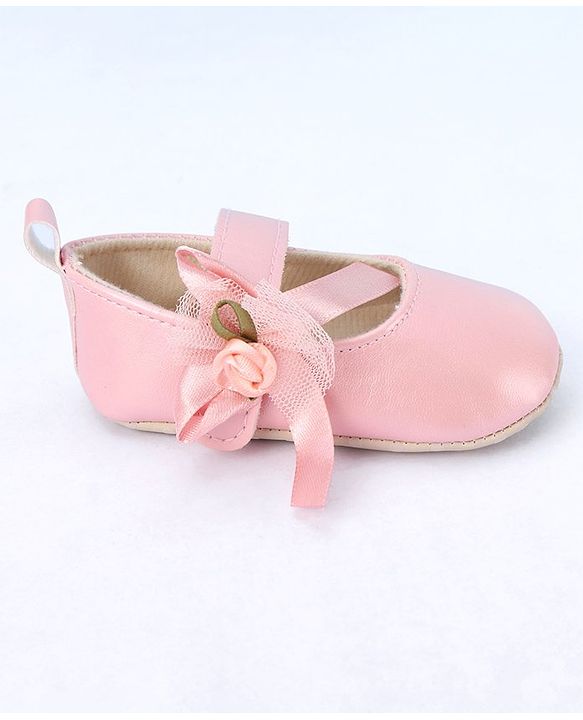Cute Walk by Babyhug Velcro Closure Floral Applique Booties - Pink