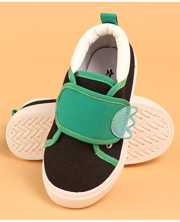 Cute Walk by Babyhug Slip On Casual Shoes with Velcro Closure - Black & Green