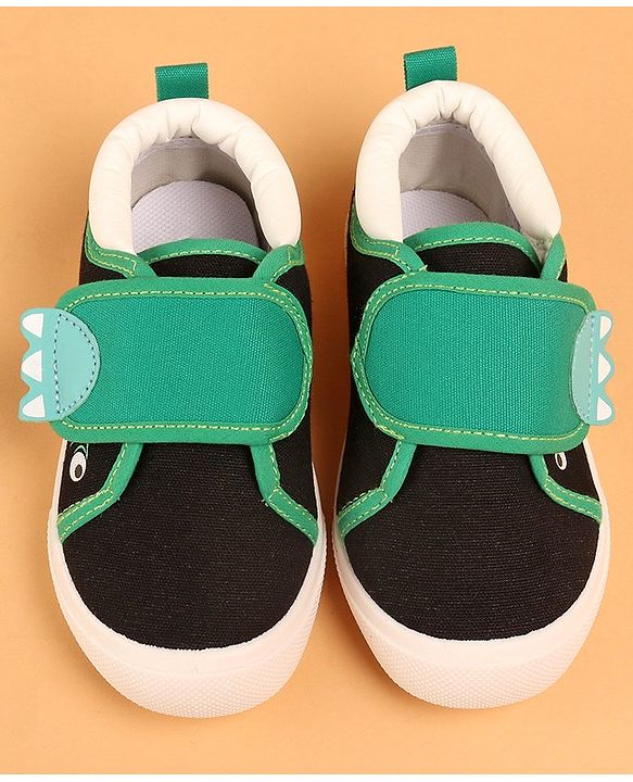 Cute Walk by Babyhug Slip On Casual Shoes with Velcro Closure - Black & Green
