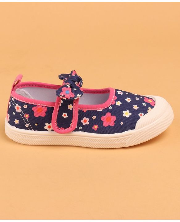 Cute Walk by Babyhug Casual Shoes with Velcro Closure Floral Print and Bow Applique - Navy