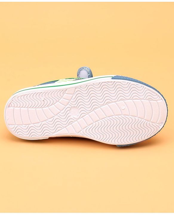 Cute Walk by Babyhug Velcro Closure Casual Shoes Car Applique - Blue