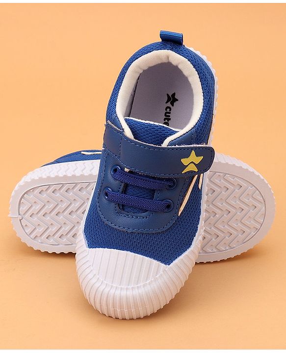 Cute Walk by Babyhug Casual Shoes With Velcro Closure - Blue