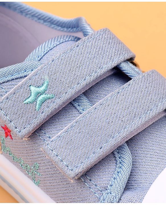 Cute Walk by Babyhug Casual Shoes With Velcro Closure and Swan Embroidery - Pink