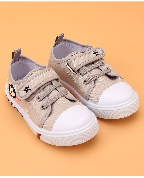 Cute Walk by Babyhug Velcro Closure Casual Shoes with Football Print & Applique- Grey