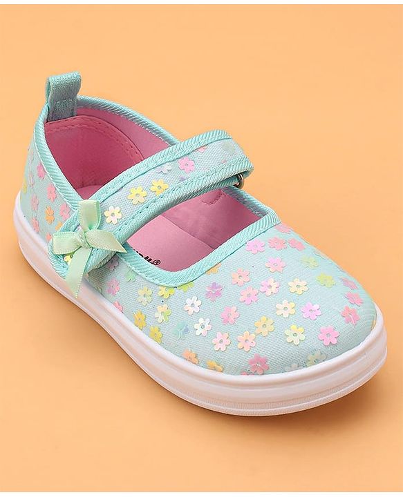 Cute Walk by Babyhug Velcro Closure Casual Shoes With Floral & Bow Applique - Green