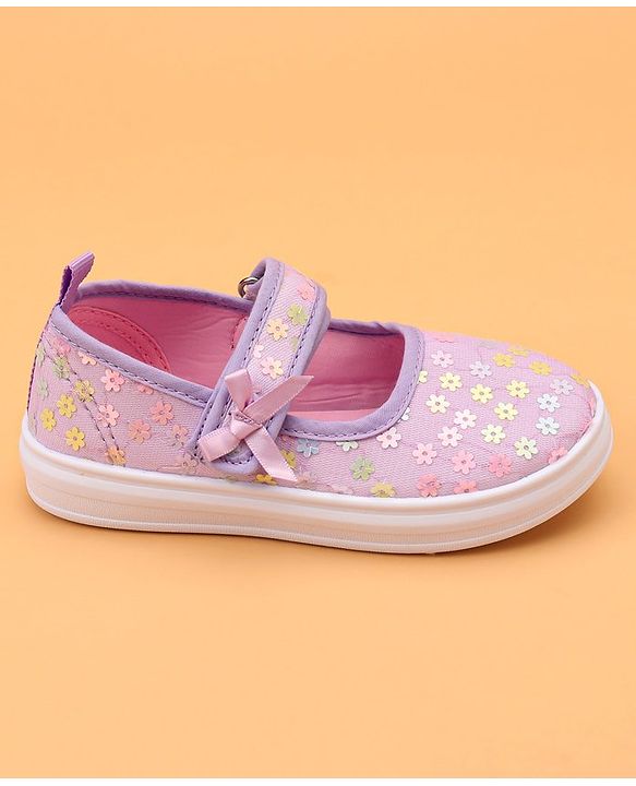 Cute Walk by Babyhug Velcro Closure Casual Shoes With Floral & Bow Applique - Purple