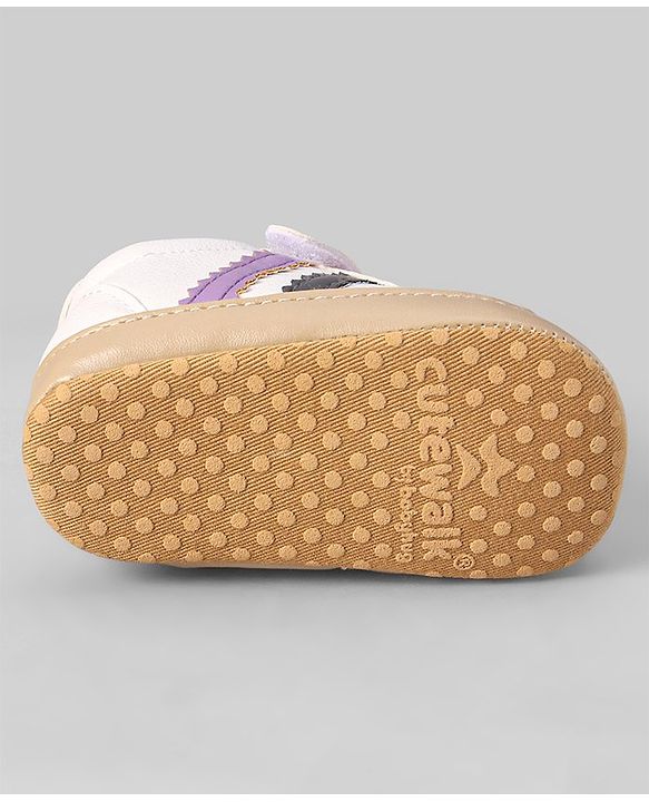 Cute Walk by Babyhug Velcro Closure Booties - Yellow
